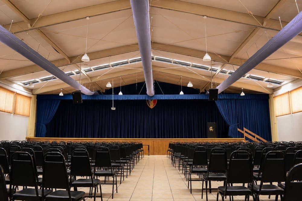 Auditorio para conferencias y eventos académicos